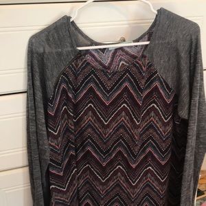 Nice long sleeve Barely warn